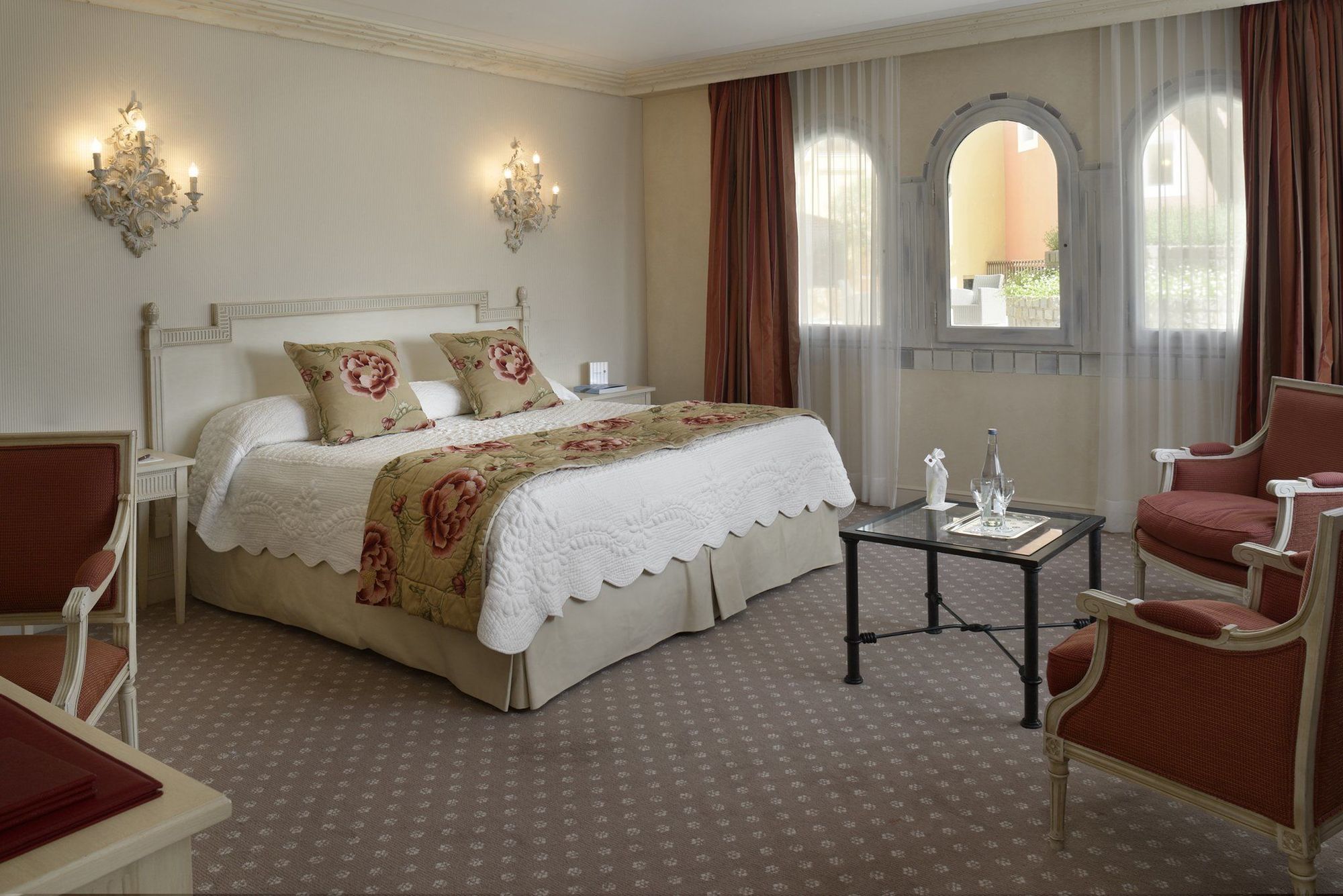 Hotel Byblos Сен Тропе Екстериор снимка
