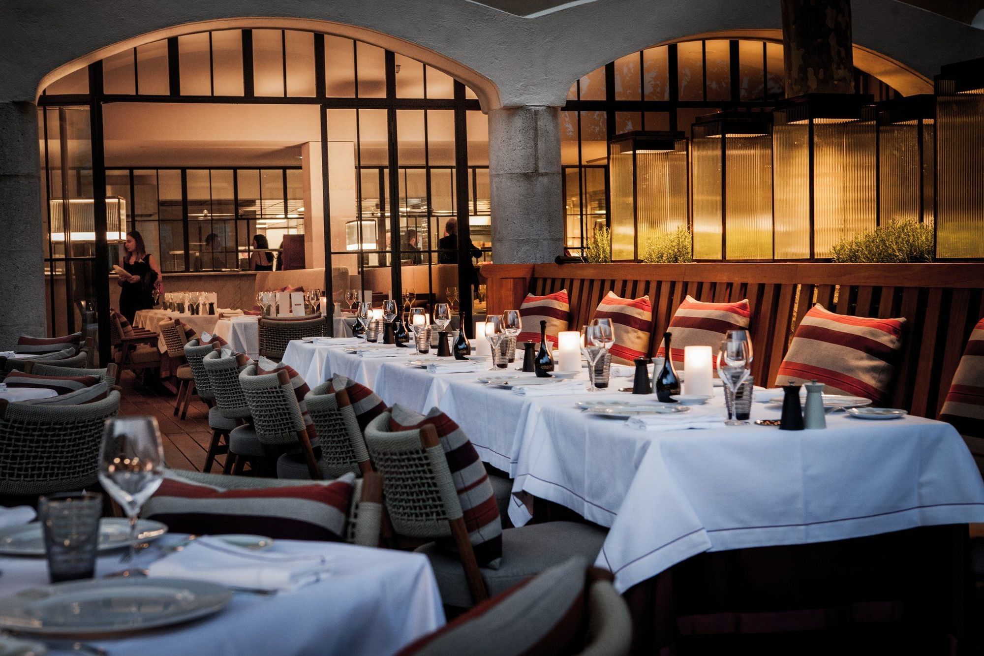 Hotel Byblos Сен Тропе Ресторант снимка